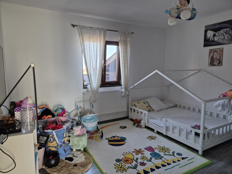 Casa in Darza (Buftea), carport, curte cocheta, utilata si mobilata